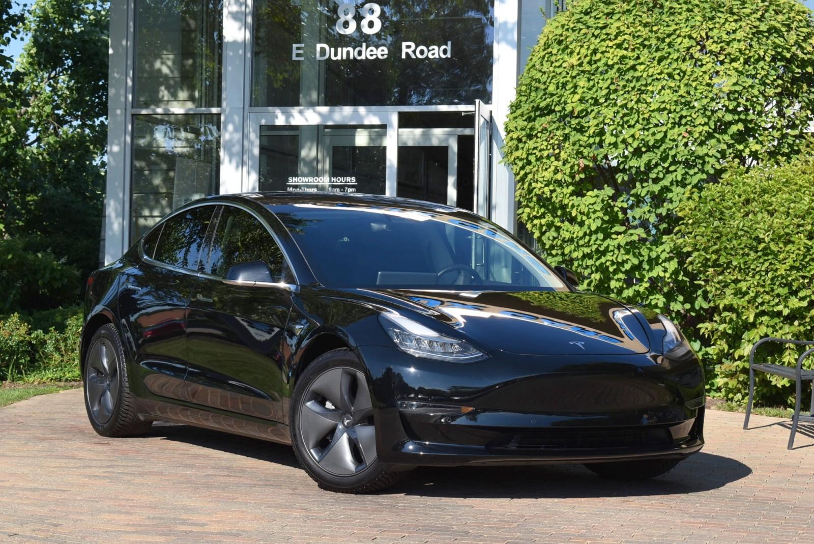 Tesla model deals 3 standard autopilot